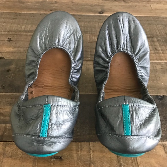 tieks metallic pewter